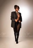 24yo Brazilian Brunette escort in Westminster - Photo 11