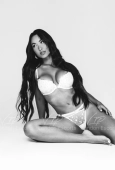 22yo Brazilian Brunette escort in Battersea - Photo 4