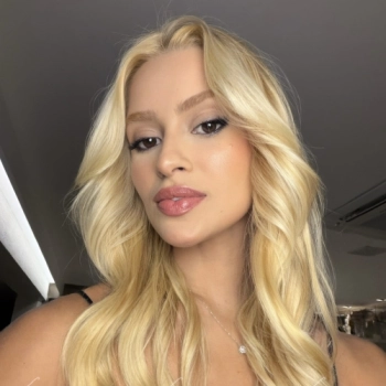 20yo Brazilian Blonde escort in Earls Court