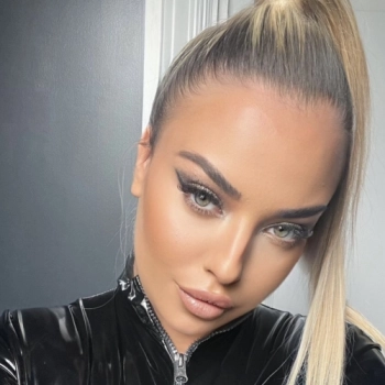 26yo Eastern European Blonde escort in Bayswater - Story 1