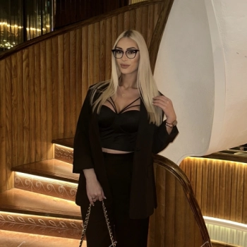 25yo Eastern European Blonde escort in High Street Kensington - Story 1