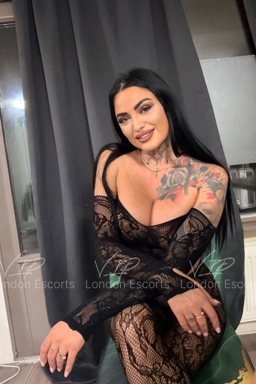 26yo Eastern European Brunette escort in Marylebone - Photo 15