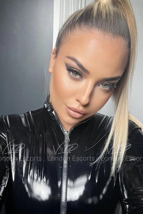 26yo Eastern European Blonde escort in Bayswater - Photo 7