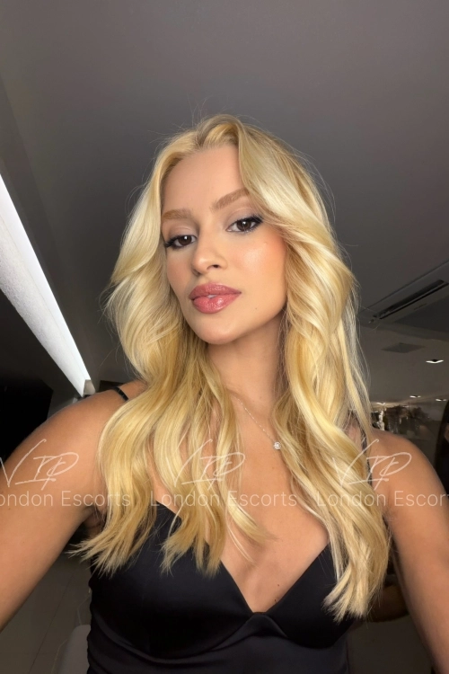 20yo Brazilian Blonde escort in Chelsea - Photo 4