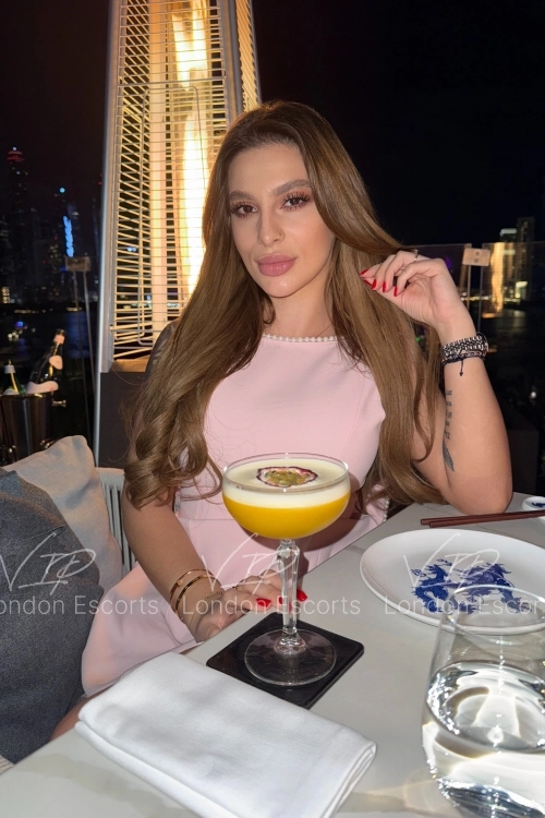 26yo Eastern European Blonde escort in Earls Court - Photo 7