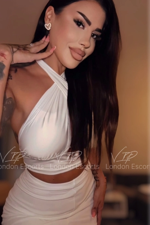 32yo Eastern European Brunette escort in Kensington - Photo 8