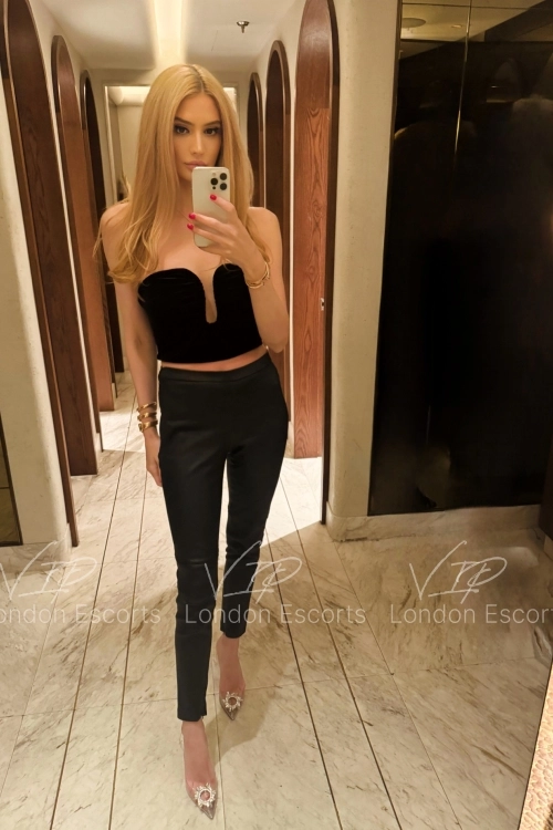 30yo Polish Blonde escort in Knightsbridge - Photo 8