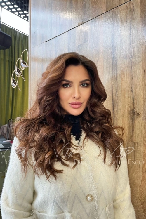 27yo Russian Brunette escort in Mayfair - Photo 9