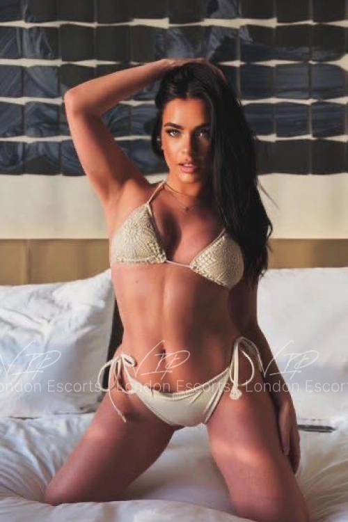 24yo Eastern European Brunette escort in Bayswater - Photo 10