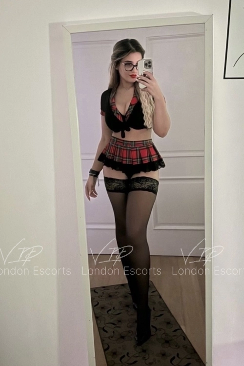 25yo Eastern European Blonde escort in Paddington - Photo 9